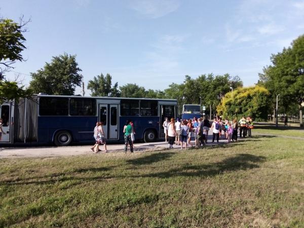 Július 29-től egy busz közlekedik a Csobánka térről a Laborc utcai táborba