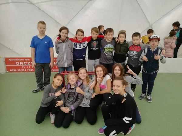 Sikeres szereplés a budapest floorball diákolimpián