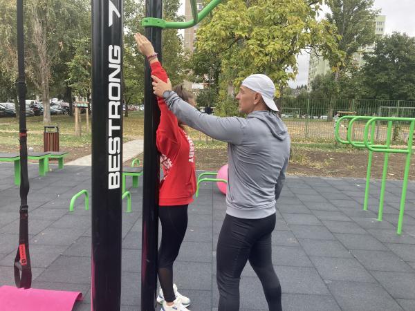Közösségi edzési lehetőség a Búza utcai fitnesz parkban